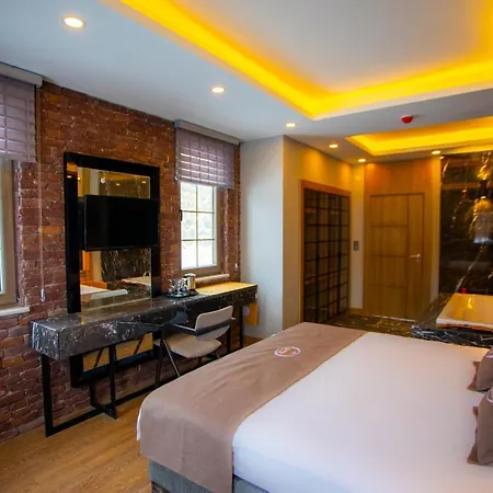 Kaya Life Aparthotel